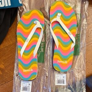 Sanuk Multicolor Wave Sandals